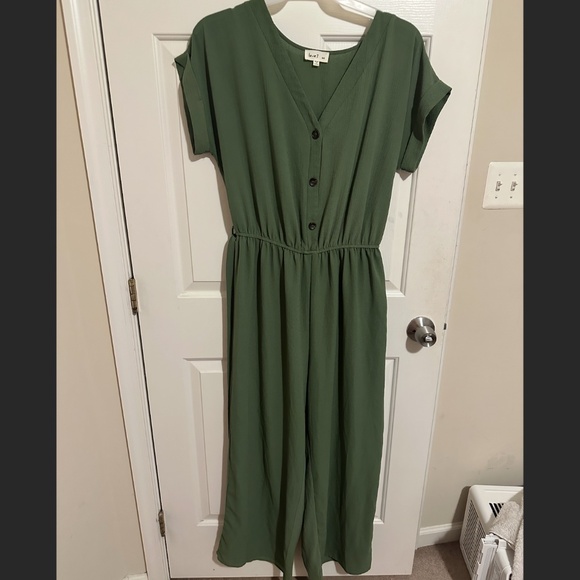 Green Jumpsuit - Picture 1 of 5